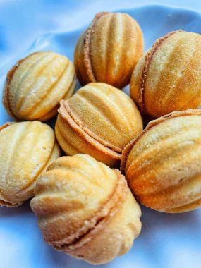 Pişirme, kurabiye, tatlı, fındık, konsantre süt, konsantre süt, şeker, lezzetli, vanilya, pişirme, fırın, mutfak, tabak, beyaz, süslü, tatlı, kalori, aşk, hayat.