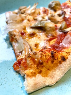 Pizza, parmesan, sos, peynir, masa, yemek, yemek, kalori, domates, sosis, engeller, tabak