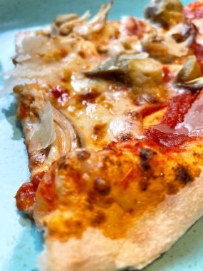 Pizza, parmesan, sos, peynir, masa, yemek, yemek, kalori, domates, sosis, engeller, tabak