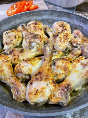 Tavuk, but, tavuk budu, tavuk eti, fırın, kızartma tavası, yemek, lezzetli, mayonez, baharatlar, tuz, mutfak, aşçılık, aşk, protein, bon iştah, masa.