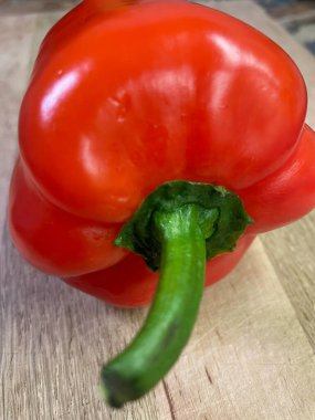 Kırmızı tatlı dolma biber, sebze, sebze, vitaminler, parlak, yemek, kesim, sulu, olgun, aşçı, masa, aşk hayatı..