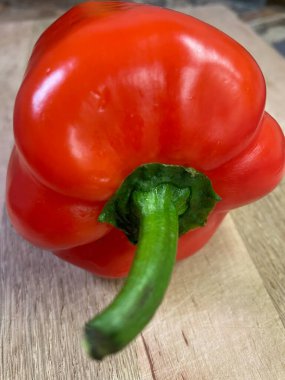Kırmızı tatlı dolma biber, sebze, sebze, vitaminler, parlak, yemek, kesim, sulu, olgun, aşçı, masa, aşk hayatı..