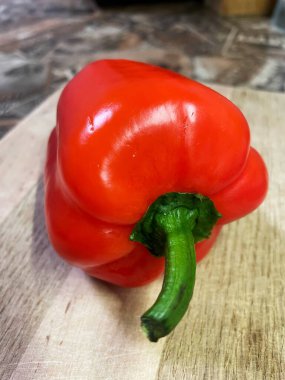 Kırmızı tatlı dolma biber, sebze, sebze, vitaminler, parlak, yemek, kesim, sulu, olgun, aşçı, masa, aşk hayatı..