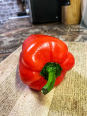 Kırmızı tatlı dolma biber, sebze, sebze, vitaminler, parlak, yemek, kesim, sulu, olgun, aşçı, masa, aşk hayatı..