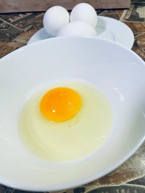 Yumurta, yumurta, tabak, tabak, mutfak, yemek, yemek, ev, çiğ, kaynamış, sarı, beyaz, sarısı, protein.