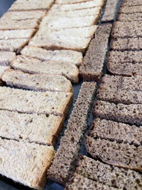 Kurutulmuş tahıl, çavdar, buğday, mısır gevreği, kraker, yiyecek, un, masa, tabak, mutfak, Ukrayna, Ukrayna, lezzetli, yenilebilir, aşk, hayat.