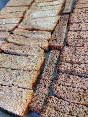 Kurutulmuş tahıl, çavdar, buğday, mısır gevreği, kraker, yiyecek, un, masa, tabak, mutfak, Ukrayna, Ukrayna, lezzetli, yenilebilir, aşk, hayat.