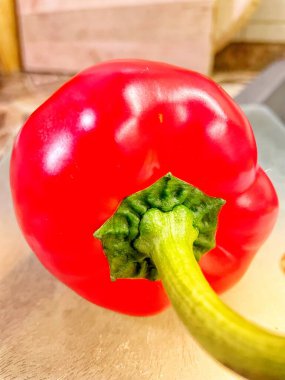 Kırmızı dolma biber, pansiyon, salata, kahvaltı, öğle yemeği, masa, mutfak, yemek, yemek, vitamin, sebze, yemek, yemek, lezzetli, aşk hayatı!