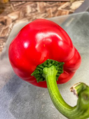 Kırmızı dolma biber, pansiyon, salata, kahvaltı, öğle yemeği, masa, mutfak, yemek, yemek, vitamin, sebze, yemek, yemek, lezzetli, aşk hayatı!