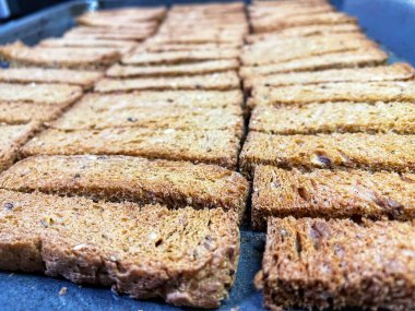 Kurutulmuş tahıl, çavdar, buğday, mısır gevreği, kraker, yiyecek, un, masa, tabak, mutfak, Ukrayna, Ukrayna, lezzetli, yenilebilir, aşk, hayat.