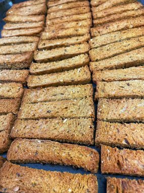 Kurutulmuş tahıl, çavdar, buğday, mısır gevreği, kraker, yiyecek, un, masa, tabak, mutfak, Ukrayna, Ukrayna, lezzetli, yenilebilir, aşk, hayat.