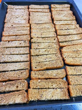 Kurutulmuş tahıl, çavdar, buğday, mısır gevreği, kraker, yiyecek, un, masa, tabak, mutfak, Ukrayna, Ukrayna, lezzetli, yenilebilir, aşk, hayat.