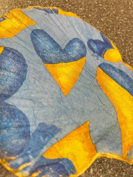 Kalp, Ukrayna, Ukrayna, iyi, barış, savaş, canlı, hayat, aşk, sarı, mavi, kabuk.