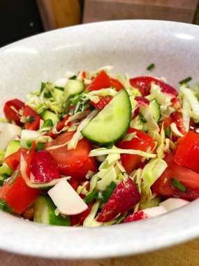 Salata, sebze, vitamin, kâse, mutfak, yemek, yemek, salatalık, domates, biber, turp, lahana, yağ.