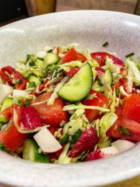 Salata, sebze, vitamin, kâse, mutfak, yemek, yemek, salatalık, domates, biber, turp, lahana, yağ.