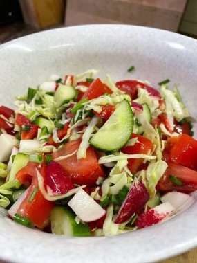 Salata, sebze, vitamin, kâse, mutfak, yemek, yemek, salatalık, domates, biber, turp, lahana, yağ.