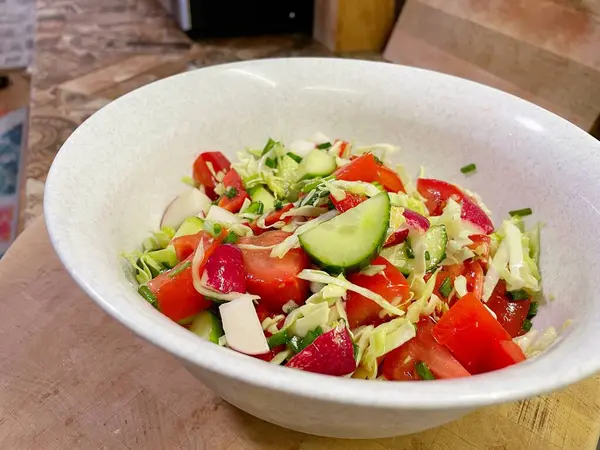 Salata, sebze, vitamin, kâse, mutfak, yemek, yemek, salatalık, domates, biber, turp, lahana, yağ.