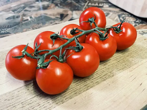 Masada kırmızı domates, domates, vegan, sağlık, organik, mutfak, masa, yemek, Ukrayna, Ukrayna 