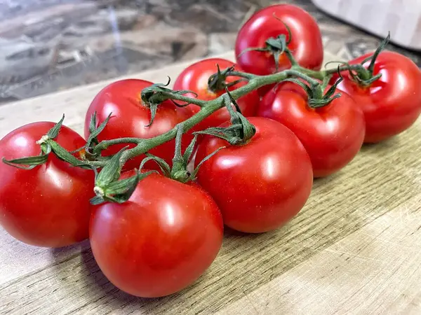 Masada kırmızı domates, domates, vegan, sağlık, organik, mutfak, masa, yemek, Ukrayna, Ukrayna 