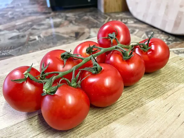 Masada kırmızı domates, domates, vegan, sağlık, organik, mutfak, masa, yemek, Ukrayna, Ukrayna 