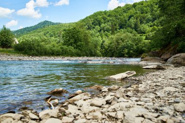 Seyahat, seyahat, eko turizm, seyahat, doğa, yaz, dağlar, Karpatlar, pitoresk doğa, yeşillik, gökyüzü, Transcarpathia, Batı Ukrayna, Kvasy köyü, yürüyüş 