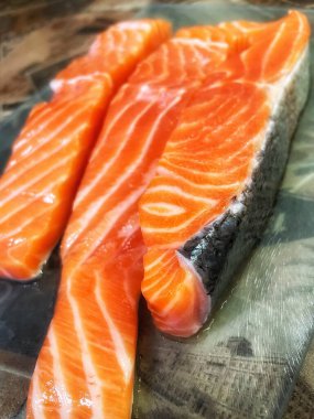 Taze kırmızı balık, somon, deniz ürünleri, sağlıklı yiyecekler, omega