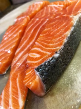 Taze kırmızı balık, somon, deniz ürünleri, sağlıklı yiyecekler, omega