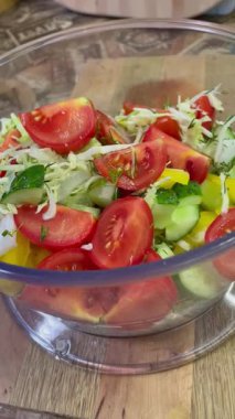 domatesli salata, salatalık, domates, salatalık ve zeytinyağı