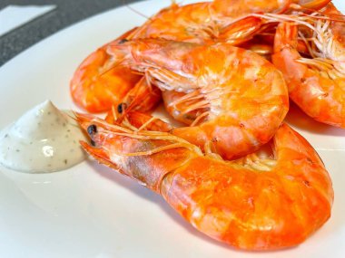 İştah açıcı kral karidesleri, karides, deniz ürünleri.