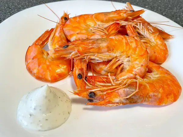 İştah açıcı kral karidesleri, karides, deniz ürünleri.