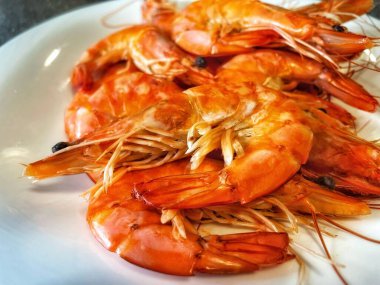 İştah açıcı kral karidesleri, karides, deniz ürünleri.