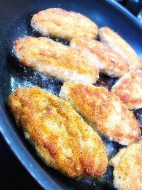 İştah, pirzola, köfte tavada kızartılır.