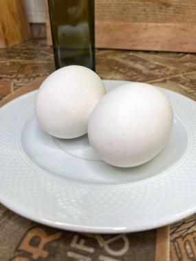 Tavuk yumurtalı beyaz tabak, protein. 