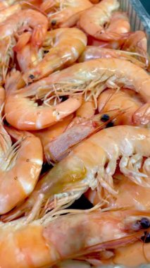 Lezzetli taze karides, kral karidesler, deniz ürünleri, sağlıklı yiyecekler, protein.