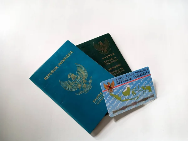 인도네시아 배경의 인도네시아 신분증 — 스톡 사진