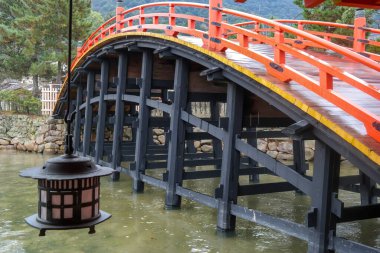 Japonya 2015 Kasım 22, Itsukushima Tapınağı Fenerleri, Miyajima, Hiroşima Bölgesi, Japonya. Japon Tapınak Feneri, Miyamjima Tapınak Adası