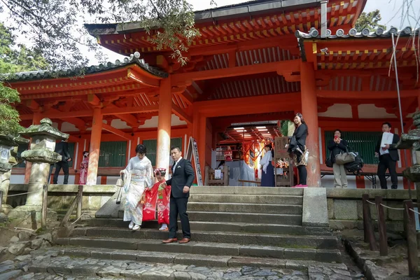 Lis 2015 Japonia Urocza Rodzina Nosić Japoński Tradycyjny Kostium Festiwalu — Zdjęcie stockowe