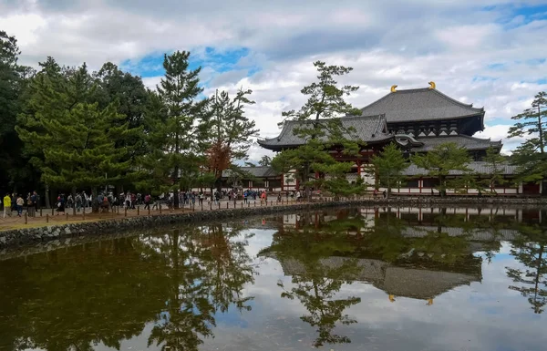 Japan 2015 Nov Landskap Och Damm Vid Todaiji Templet Nara — Stockfoto