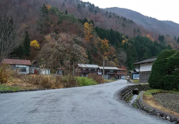 2015 시라카와 전통적으로 초가집으로 유명하다 — 스톡 사진