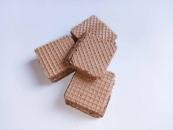 Biscuits Gaufrettes Cube Disposés Avec Fond Blanc Espace Copie — Photo