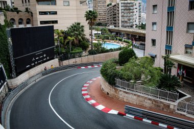 Monako 'ya doğru gidiyoruz.