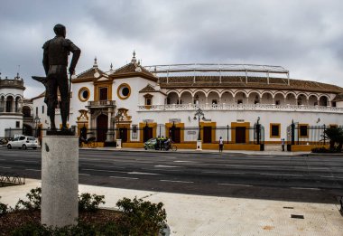 Un paseo por algunos de los lugares y monumentos mas iconicos de Sevilla