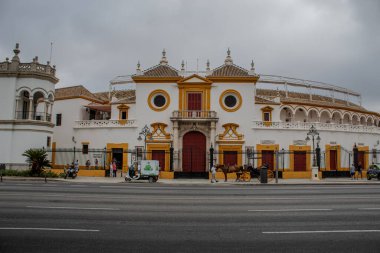 Un paseo por algunos de los lugares y monumentos mas iconicos de Sevilla