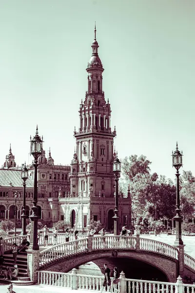 Seville, İspanya - 24 Ağustos, 204, 216: Plaza de Espana, Endülüs 'ün başkenti Endülüs' teki Sevilla şehri.