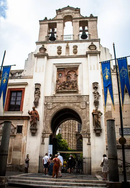 Un paseo por algunos de los lugares y monumentos mas iconicos de Sevilla