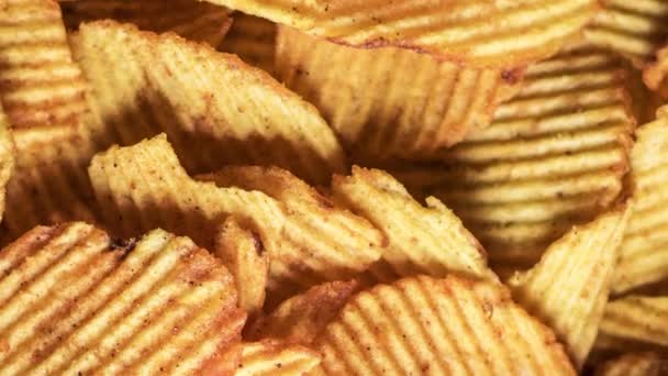 Grămadă Chips Uri Aur Rotește Într Cerc Chips Urile Cartofi — Videoclip de stoc