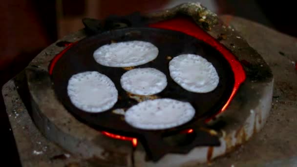 Výroba Chitoi Pitha Jedním Tradičních Potravin Bangladéši Bangladéš Ručně Vyráběné — Stock video