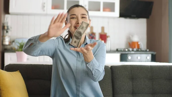 Young Woman Counting Her Dollars Tossing Them Air Win Big — Stock Photo, Image