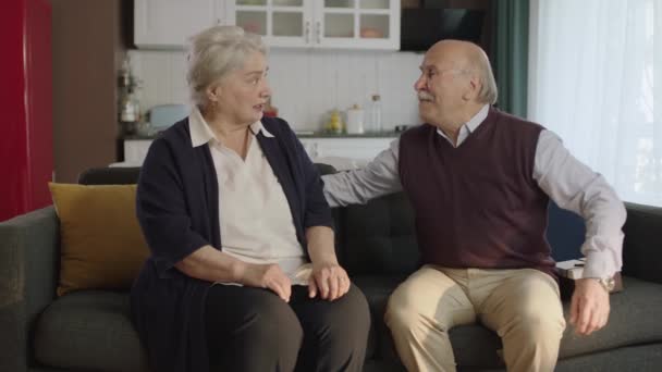 Happy Mature Old Man Giving Gift Box His Wife Elderly — Stock Video