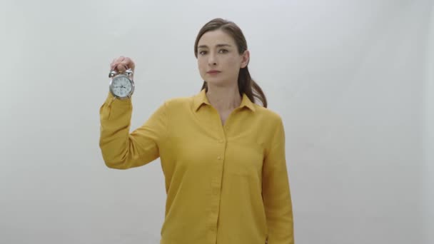Character Portrait Young Woman Holding Small Desk Clock Woman Shows — Stock Video